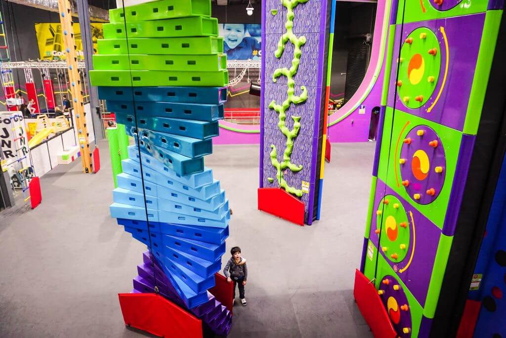 goclimb, offers indoor rock climbing melbourne