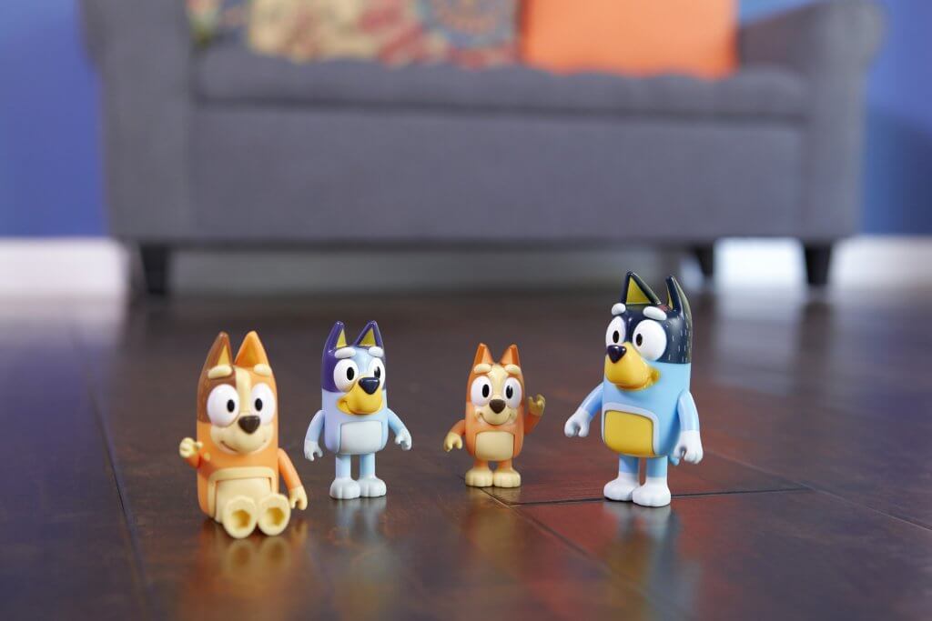 Moose Toys Bluey Family Figurines